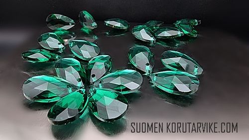 Riipus kristallihiottu pisara emerald 2kpl